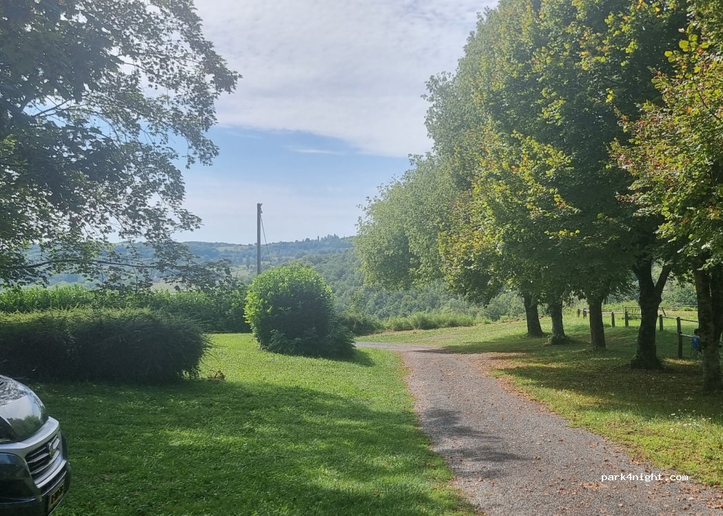 (19310) Ayen - Route d'Ayen le bas — foto 4