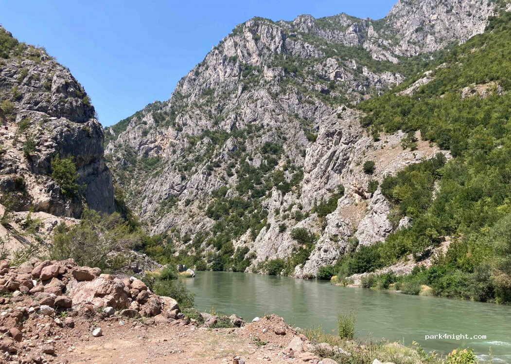 (W9C3+2WX) Skavicë - Unnamed Road — foto 2