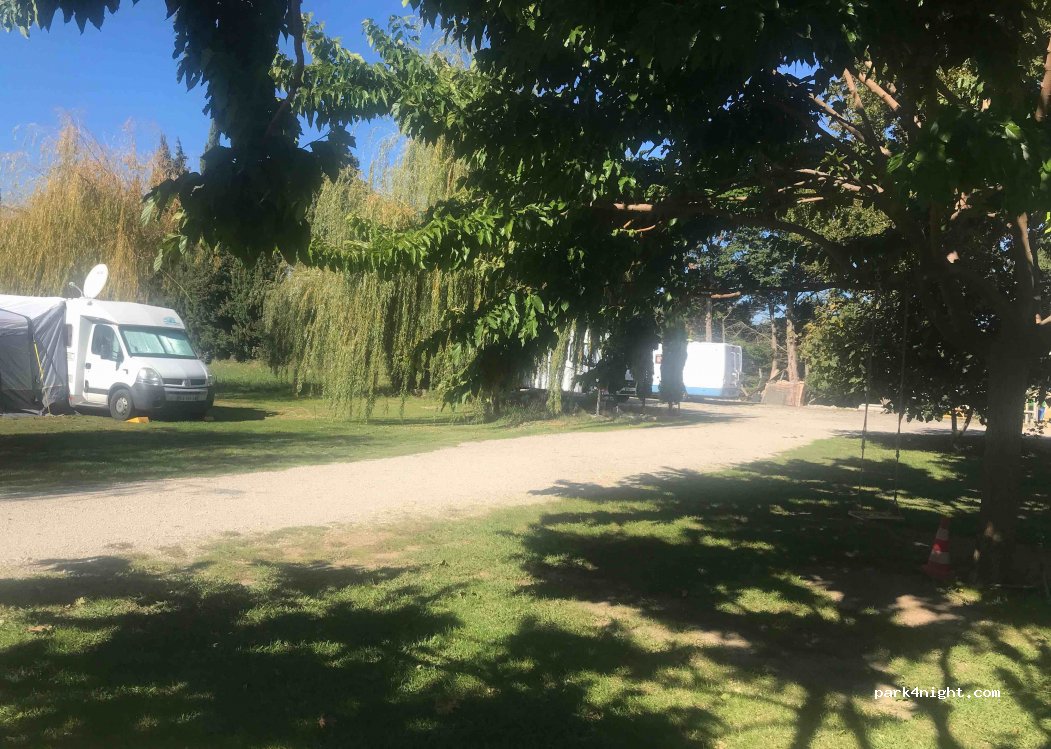 Camping Les Biens Neufs — foto 2