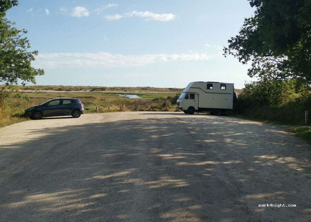 (29170) Fouesnant - Unnamed road — foto
