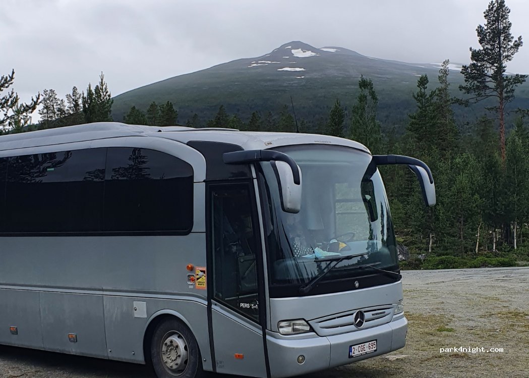 (2693) Bråtågrendi - Unnamed Road — foto