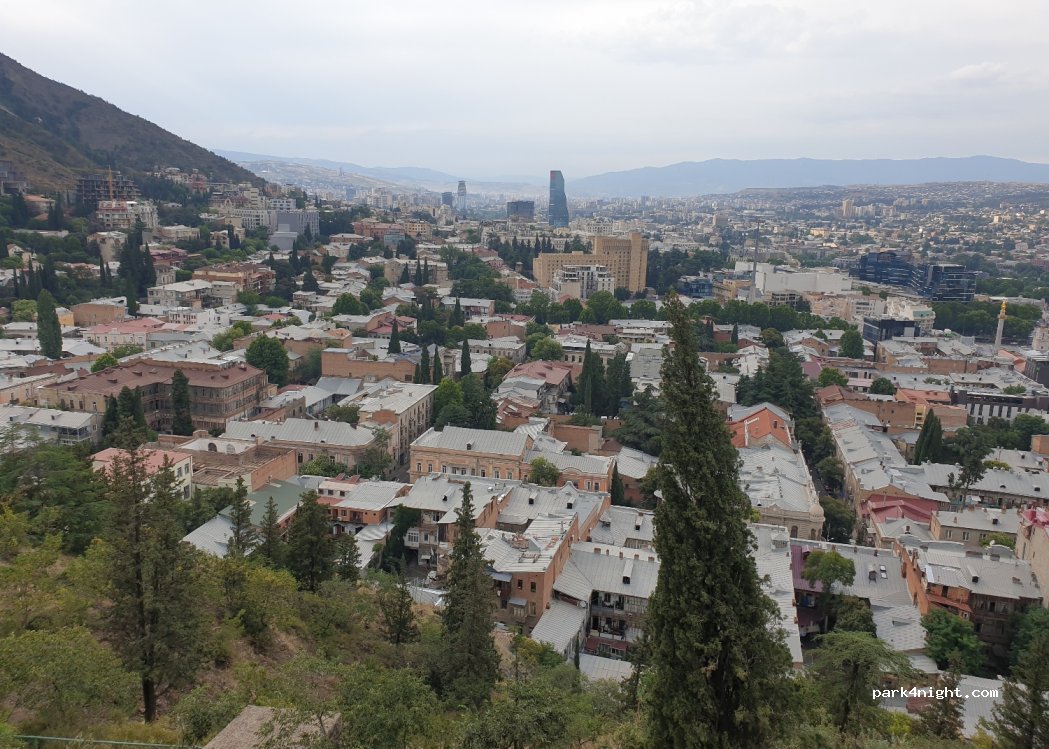 (MRQ2+645) T'bilisi - Sololaki Street — foto 3