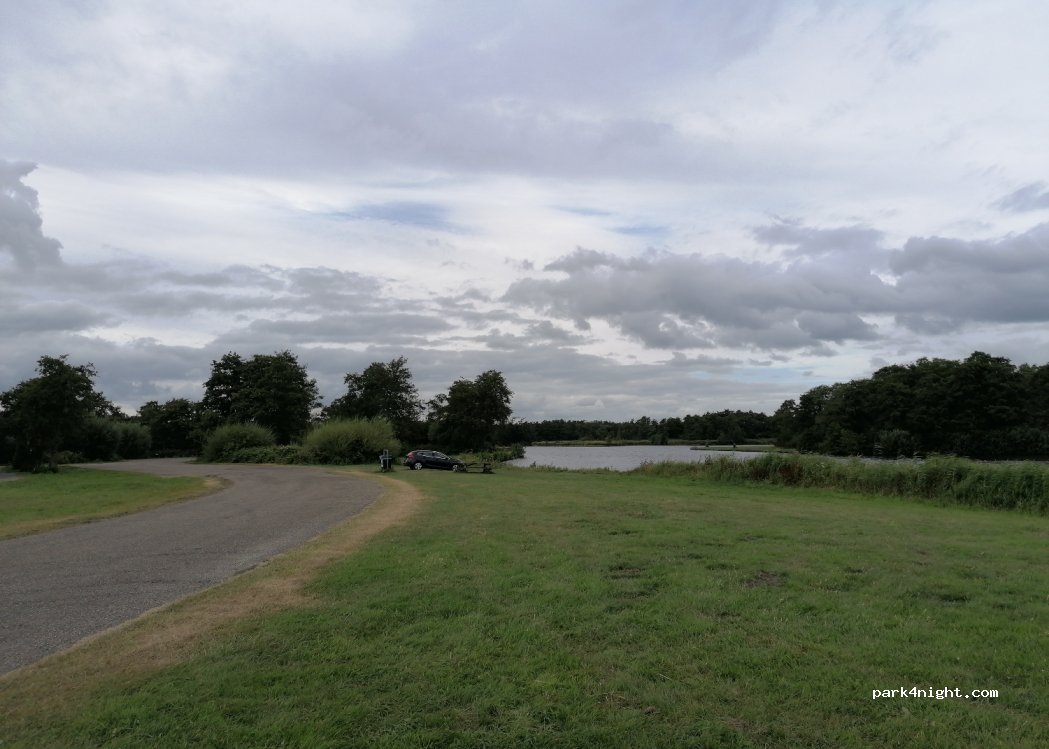 (1121 LM) Landsmeer - 3 Het Luijendijkje — foto 2