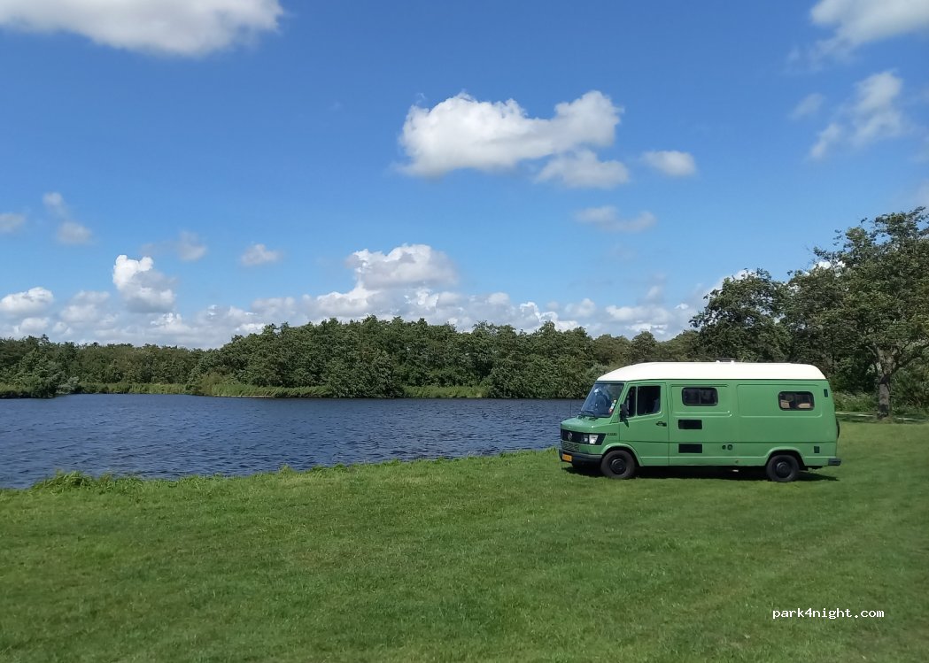 (1121 LM) Landsmeer - 3 Het Luijendijkje — foto 3