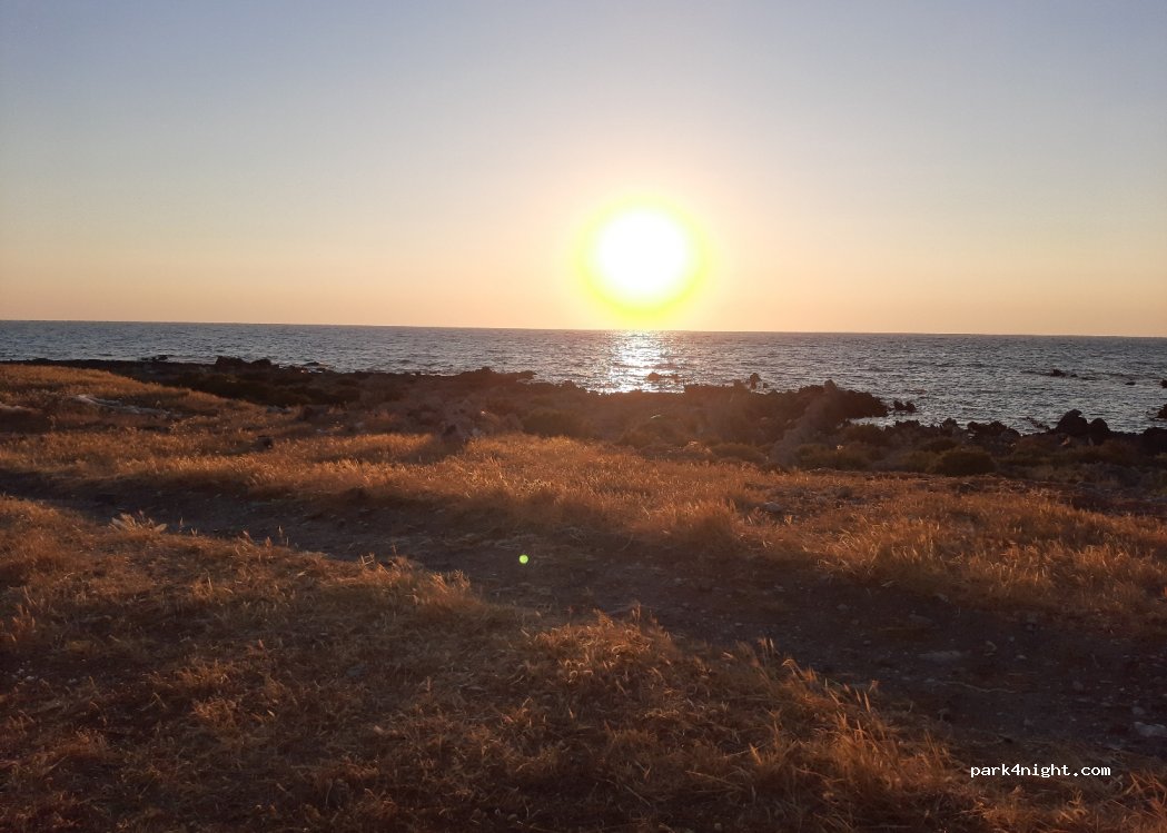 (734 00) Limeniskos - Unnamed Road — foto