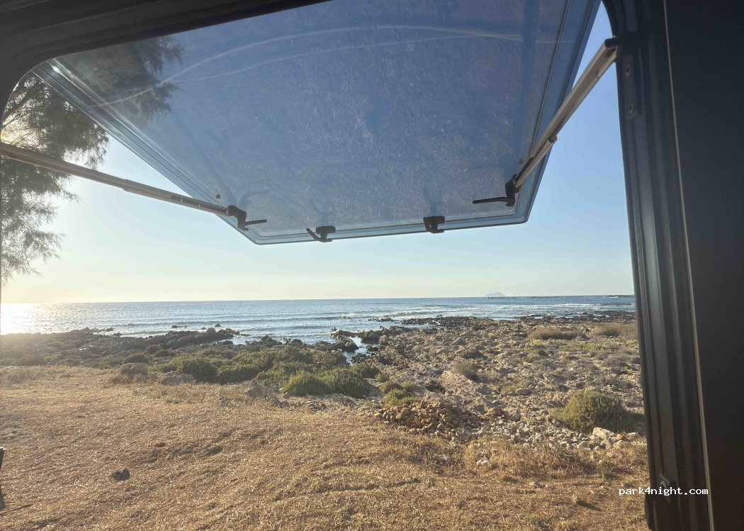 (734 00) Limeniskos - Unnamed Road — foto 4