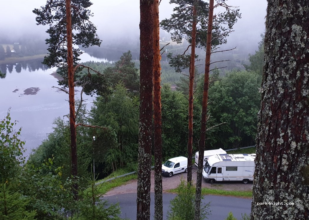 (880 30) Näsåker - 7 Nipvägen — foto