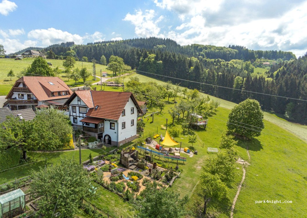 Grub-Daniel-Hof — foto