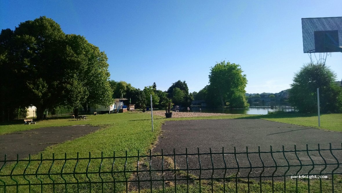 Camping Le Bourgogne — foto 2