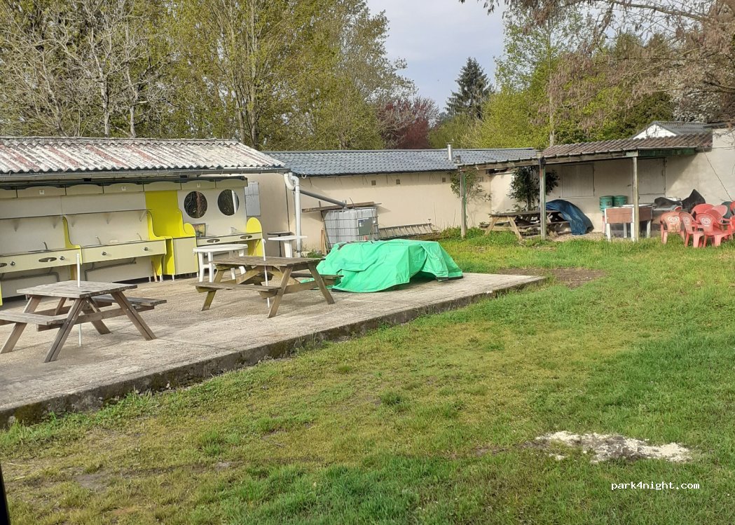 Camping Le Bourgogne — foto 4