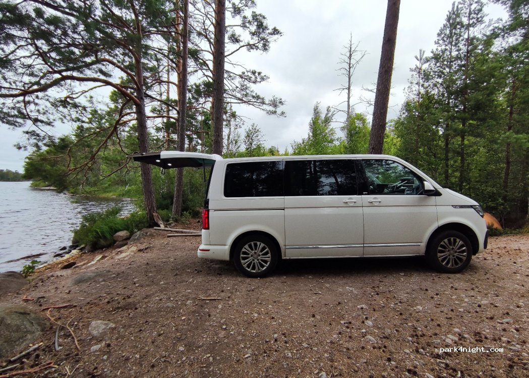 (593 71) Ankarsrum - — foto
