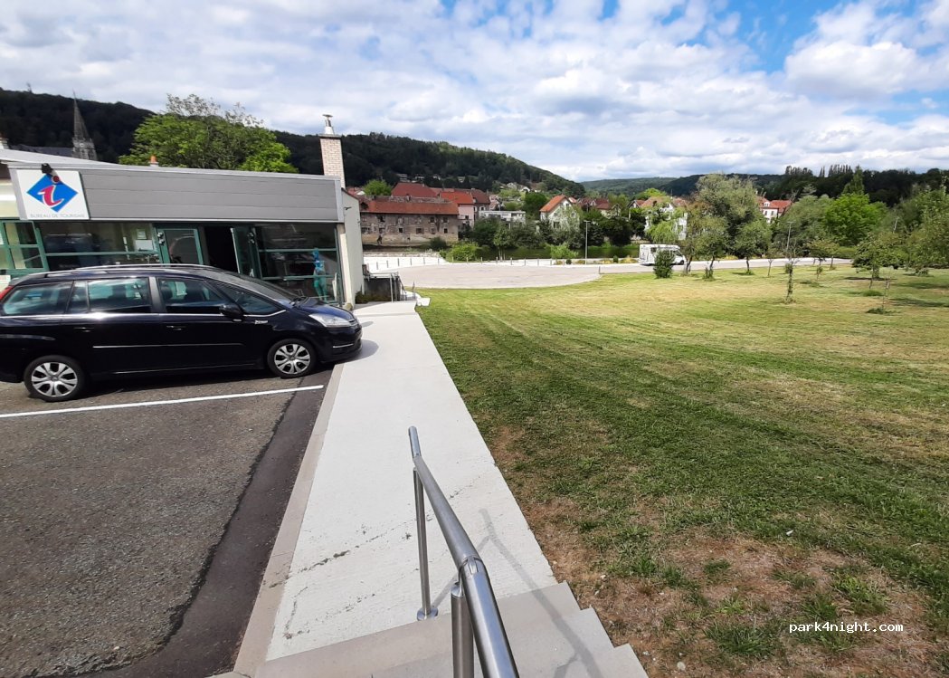 Aire de camping-car Pont-de-Roide — foto