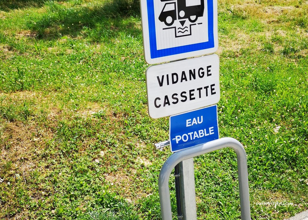 Aire de camping-car Pont-de-Roide — foto 5