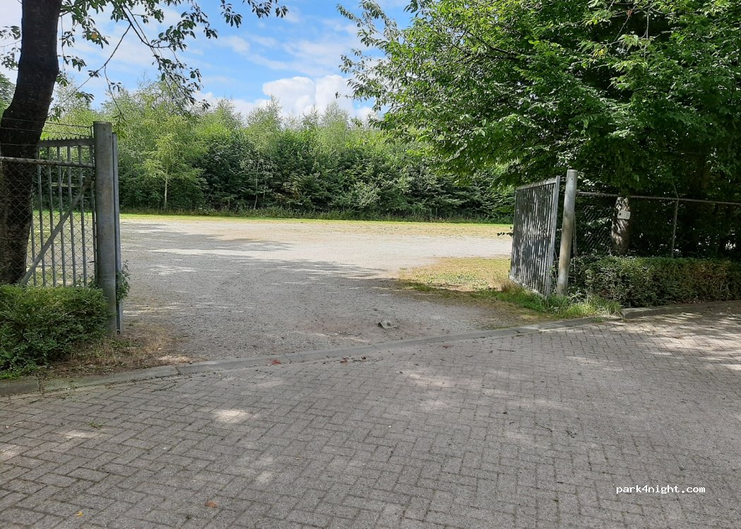 (5056 RP) Berkel-Enschot - 3 Eindhovenseweg — foto 2