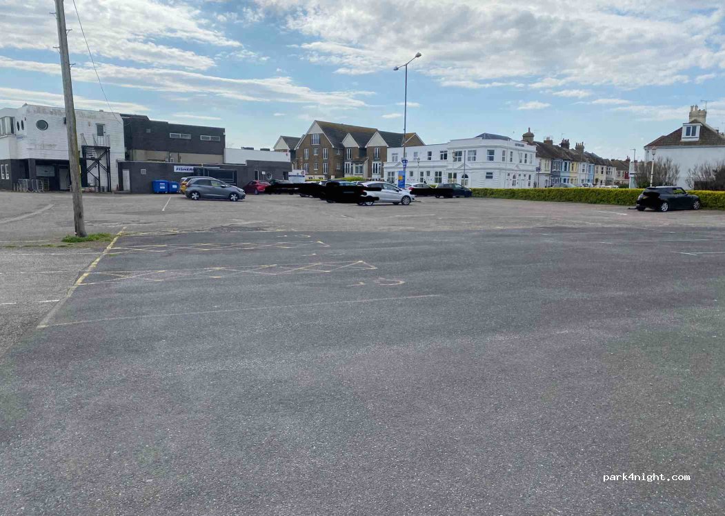 (BN22 7JY)  - 115-116 Royal Parade — foto 2