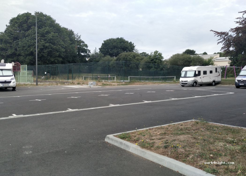 Aire de camping-car Plougastel-Daoulas — foto 2