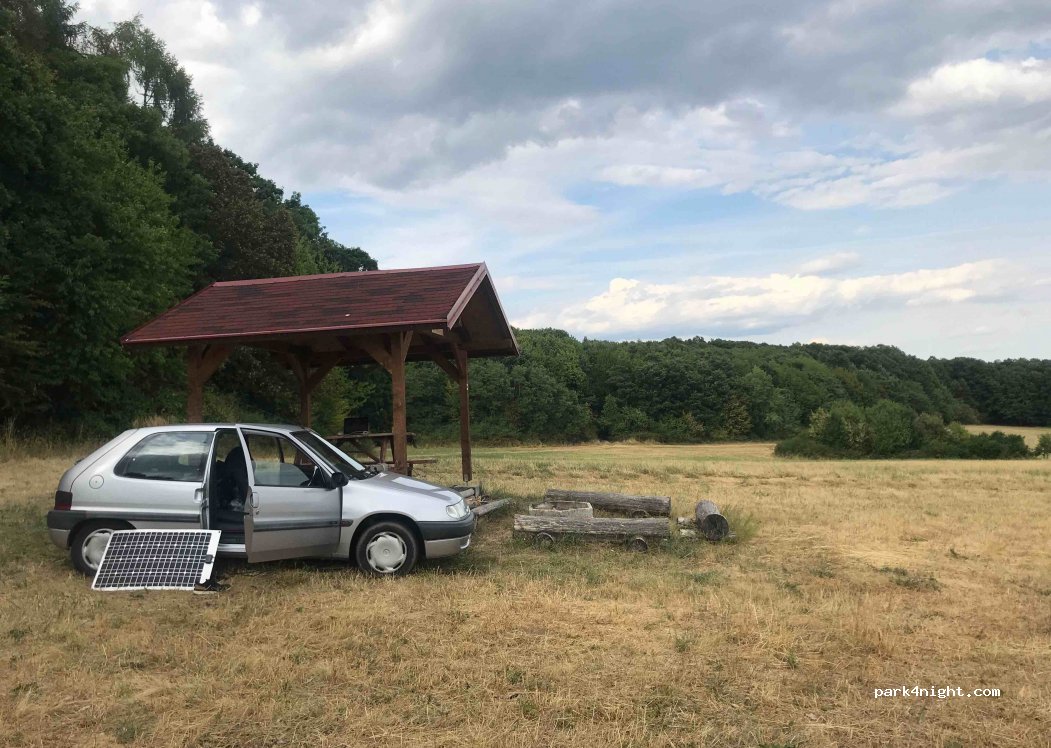 (985 11) Stará Halič - Unnamed Road — foto 3