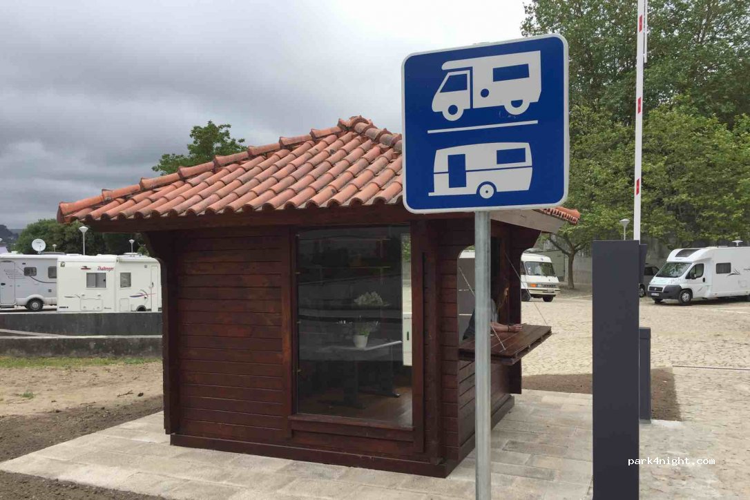 (4940-527) Paredes de Coura - 1 Rua Bombeiros Voluntários — foto