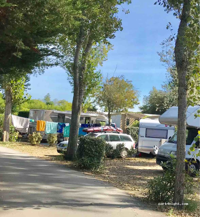 Flower Camping le Bois d'Amour — foto 2