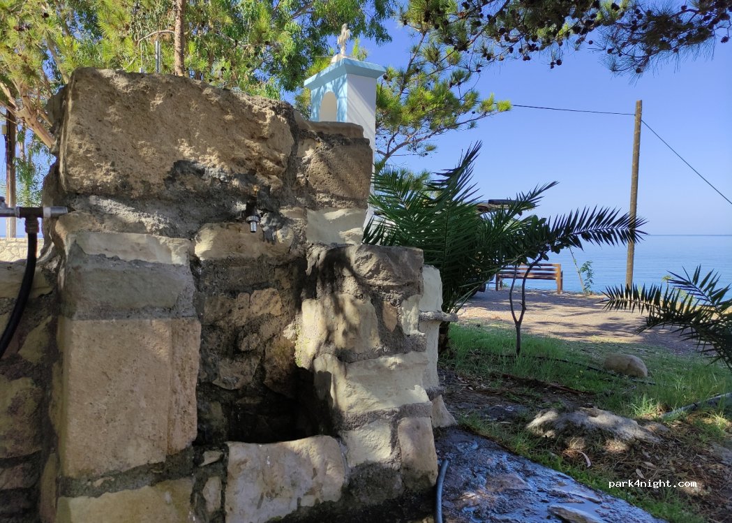 (700 04) Agia Paraskevi - Unnamed Road — foto 2