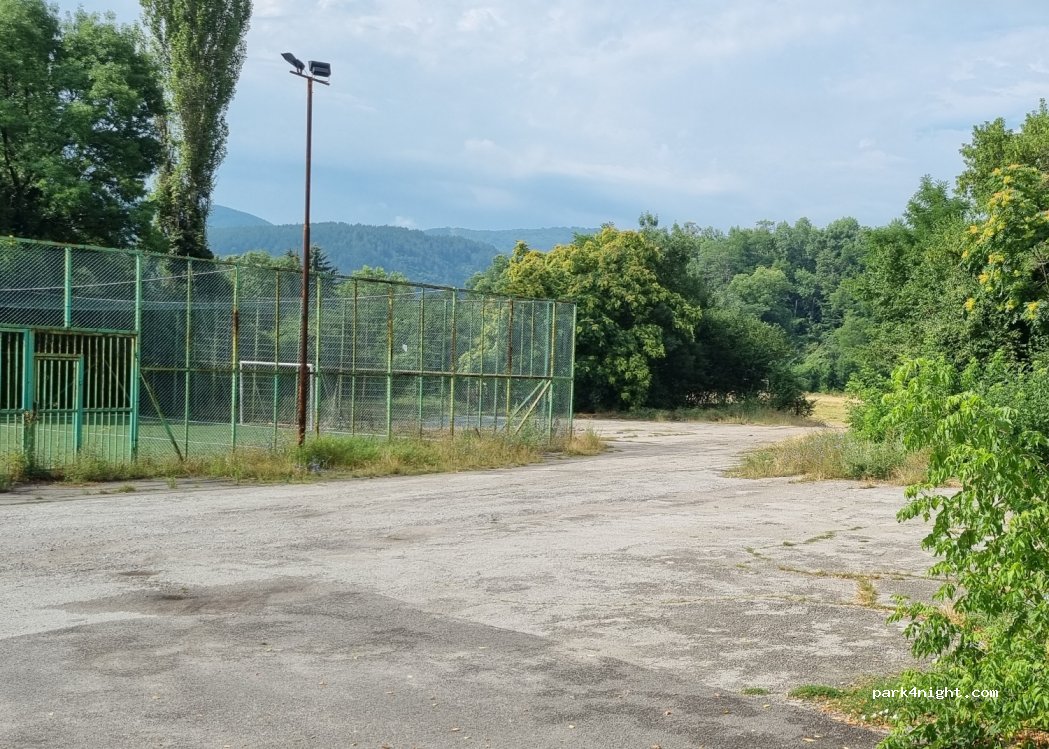 (2300) Pernik - Unnamed Road — foto 2