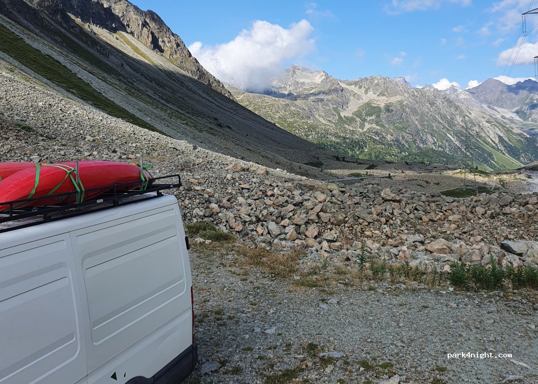 (7522) La Punt-Chamues-ch - — foto