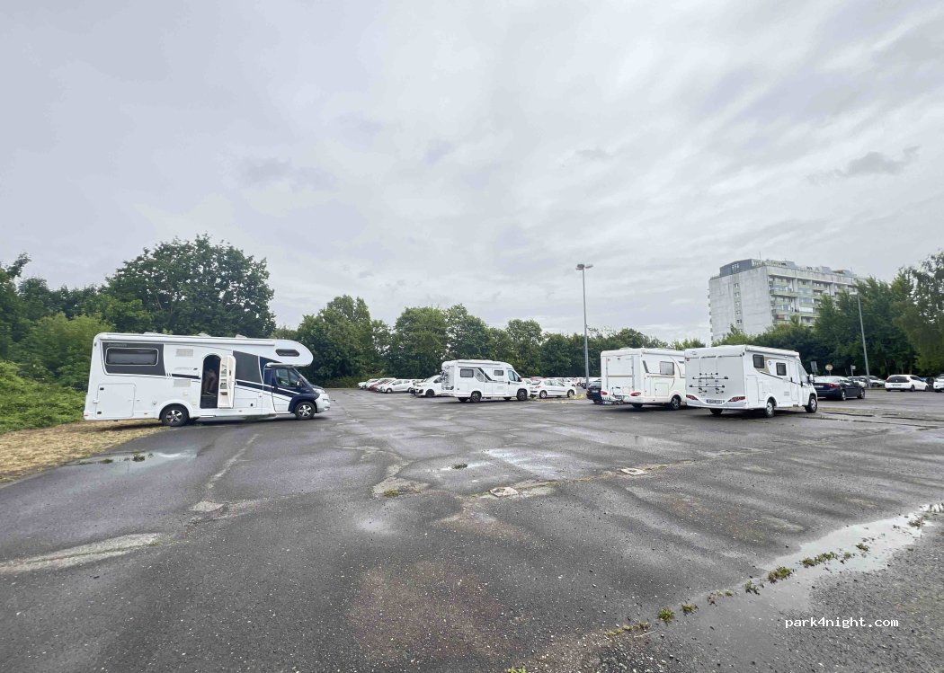 Parkplatz Stargarder Tor — foto 4