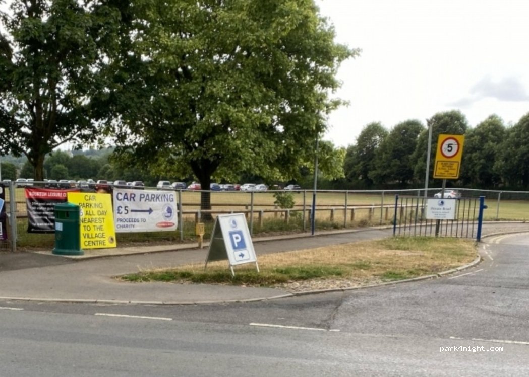 (GL54 2HE) Bourton-on-the-Water - Station Road — foto 3