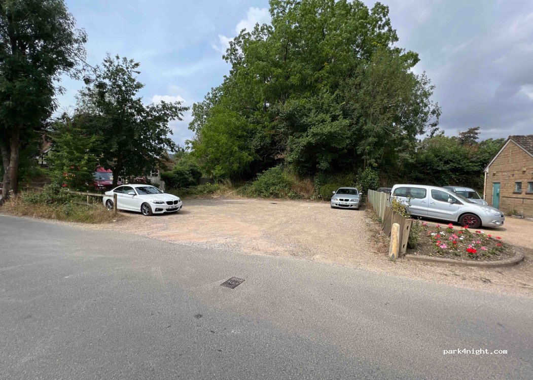 (SG10 6DL) Much Hadham - 4 Tower Hill — foto