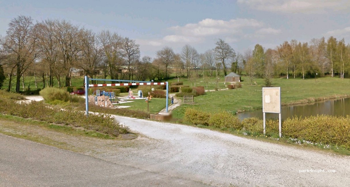 (53190) Fougerolles-du-Plessis - Le Bardeau — foto