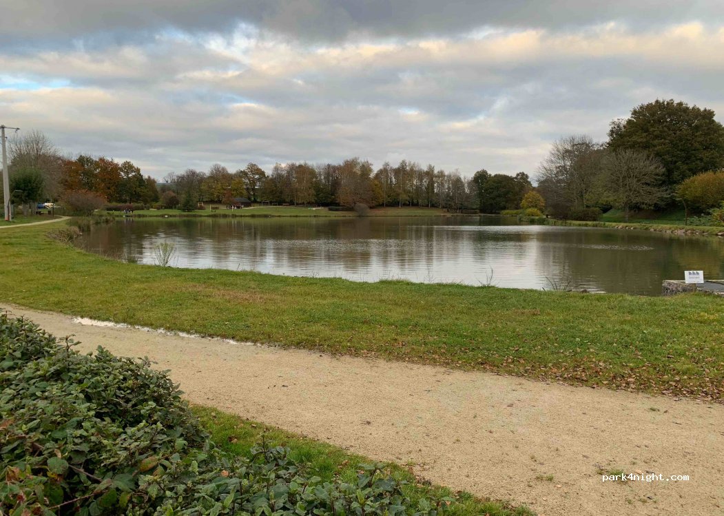 (53190) Fougerolles-du-Plessis - Le Bardeau — foto 3