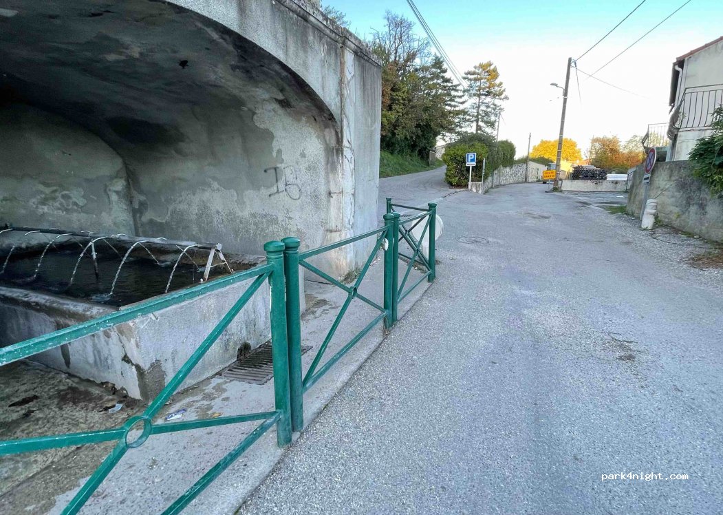 (07400) Rochemaure - 33-29 Rue des Fontaines — foto