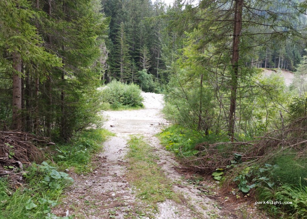 (32041) Auronzo di Cadore - 7 Località Cosderuoibe — foto 3