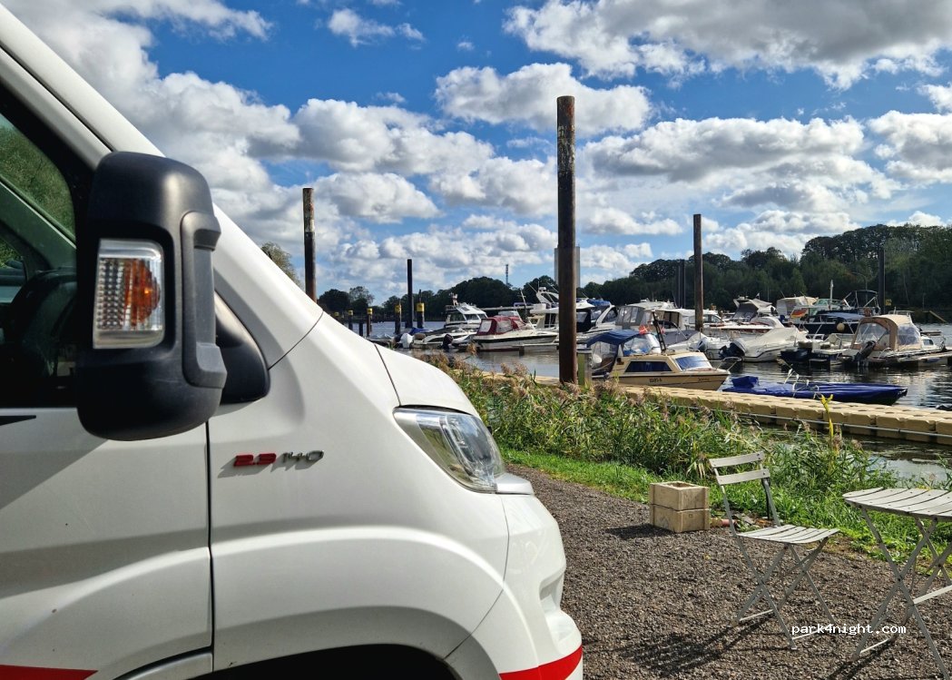Wohnmobilstellplatz Yachthafen Lauenburg — foto 4