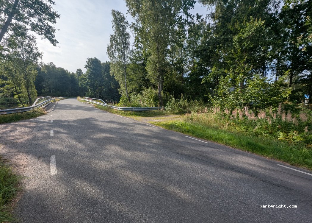 (289 92) Broby - Unnamed Road — foto 5