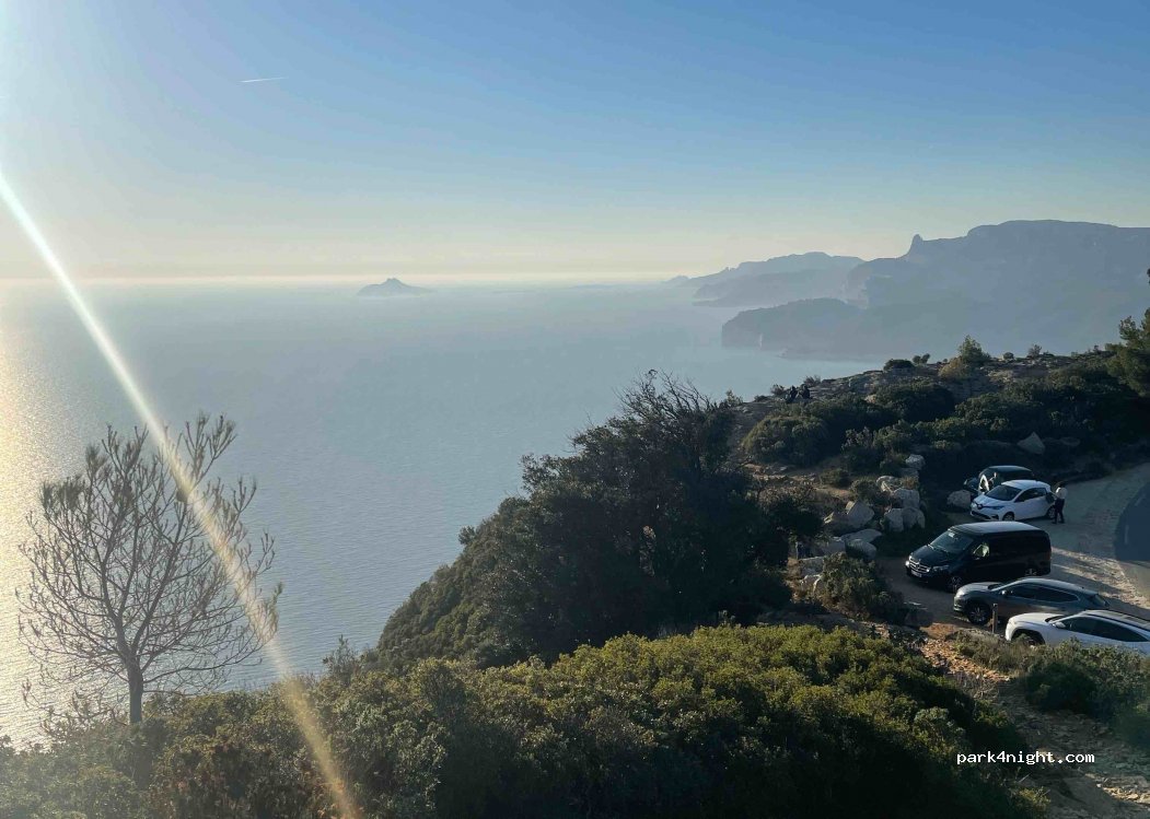 (13260) Cassis - Route des Crêtes — foto 4