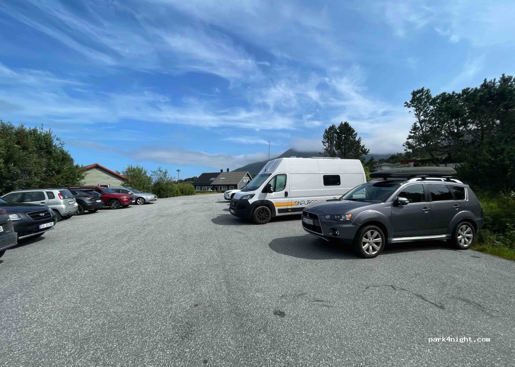 (6270) Brattvåg - 13 Vassenden — foto 2