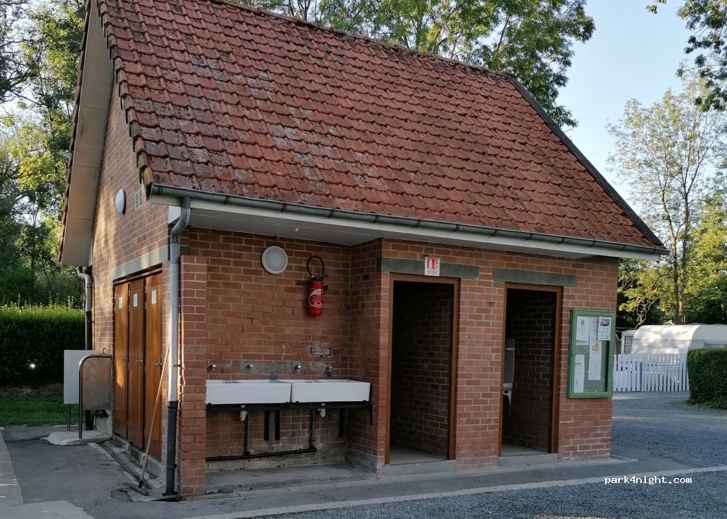 Camping Municipal de Plouvain — foto 2