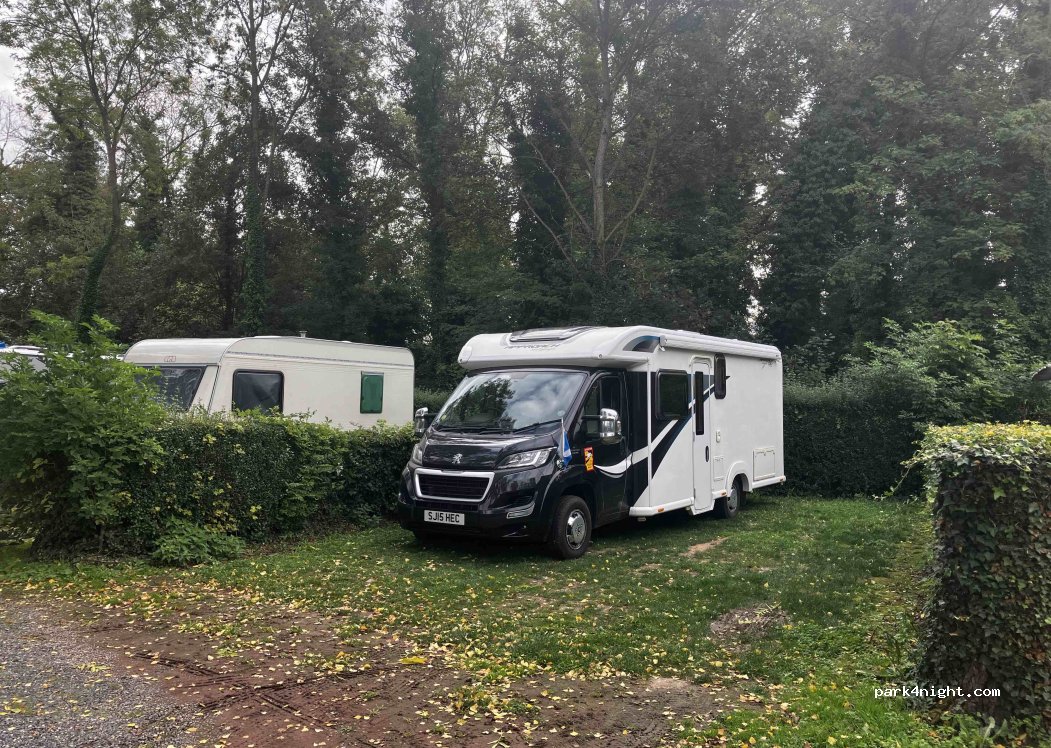Camping Municipal de Plouvain — foto 5