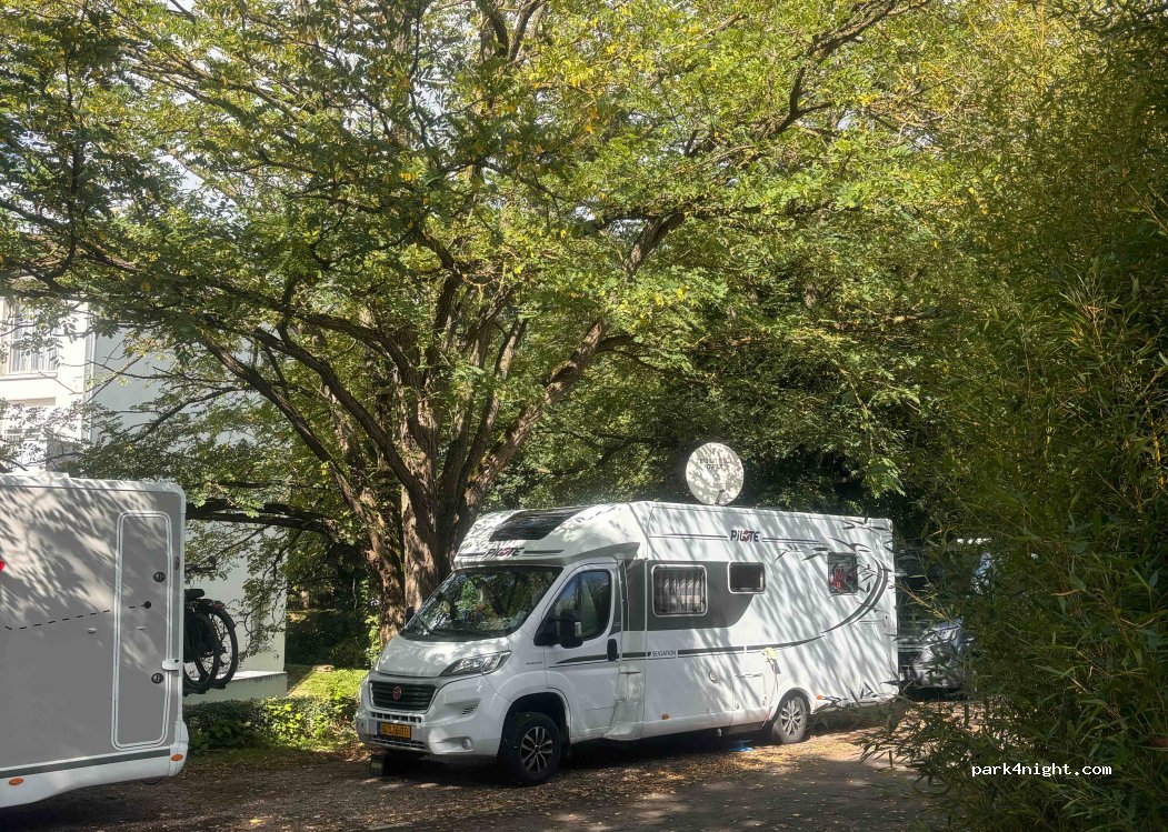 Aire de camping-cars Toul — foto 4