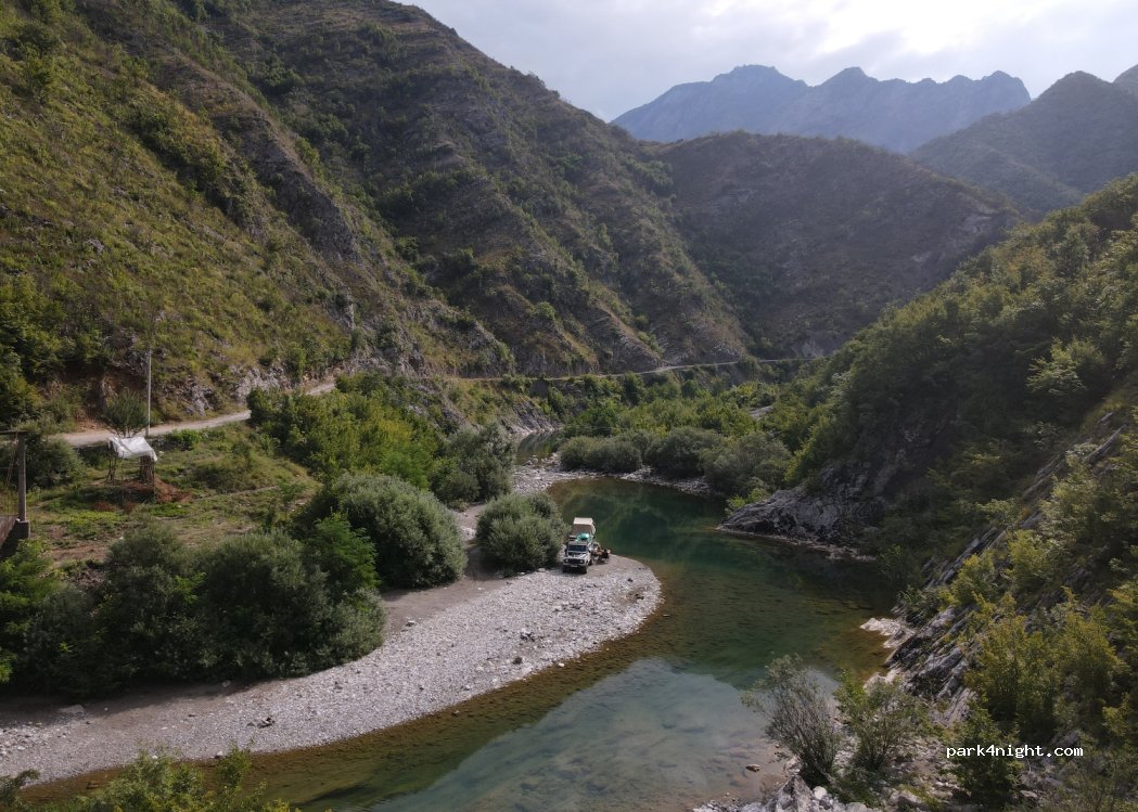 () Lbriqe - Rruga Ura e Likajve(Telit)-Likaj — foto 3