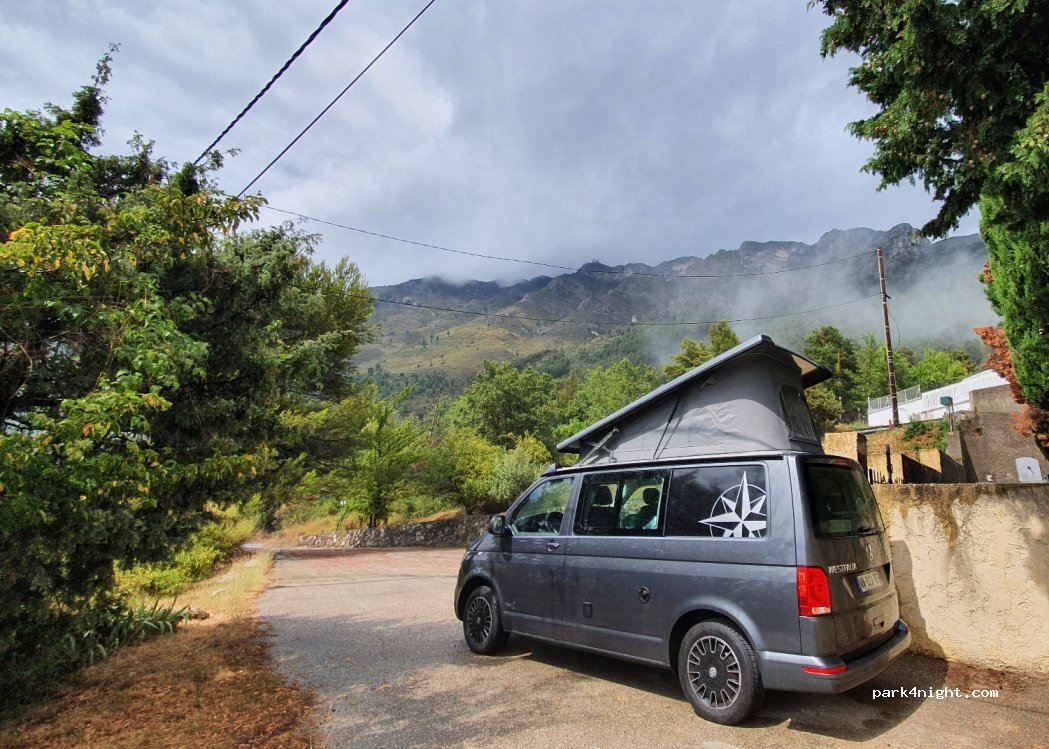 (06830) Revest-les-Roches - 4 Route de Saint-Roch — foto