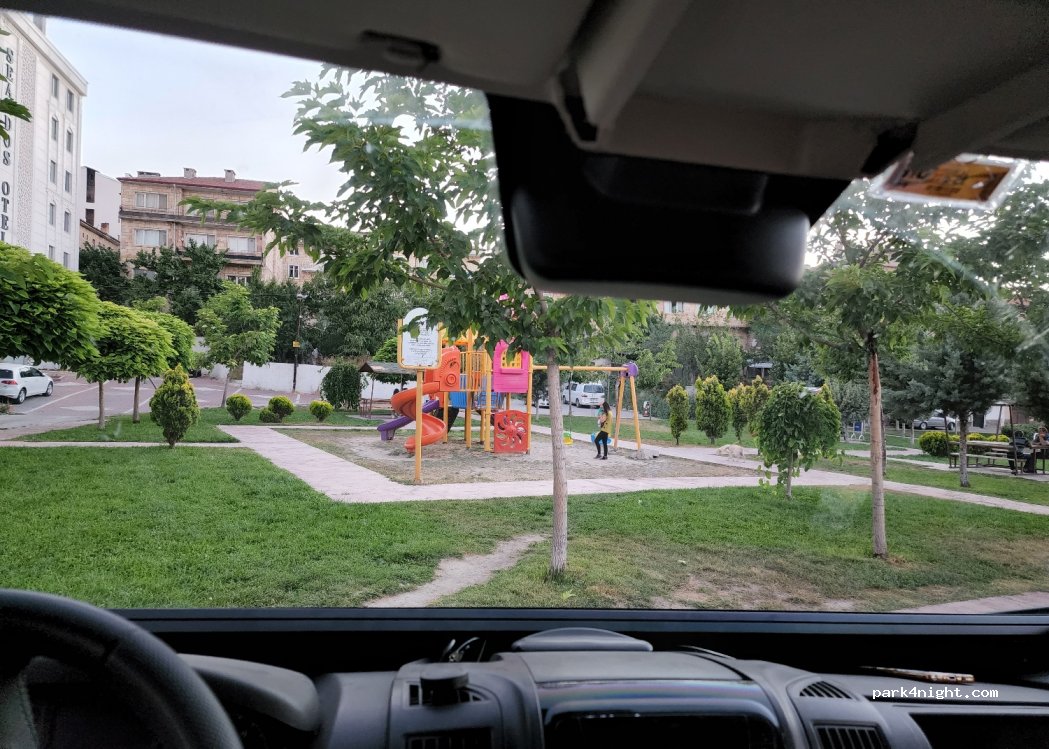 (50200) Nevşehir Merkez - 31 Saatçi Hoca Caddesi — foto 2