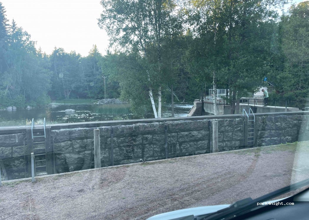 (49270) Pyhtään kirkonkylä - 32 Suluntie — foto