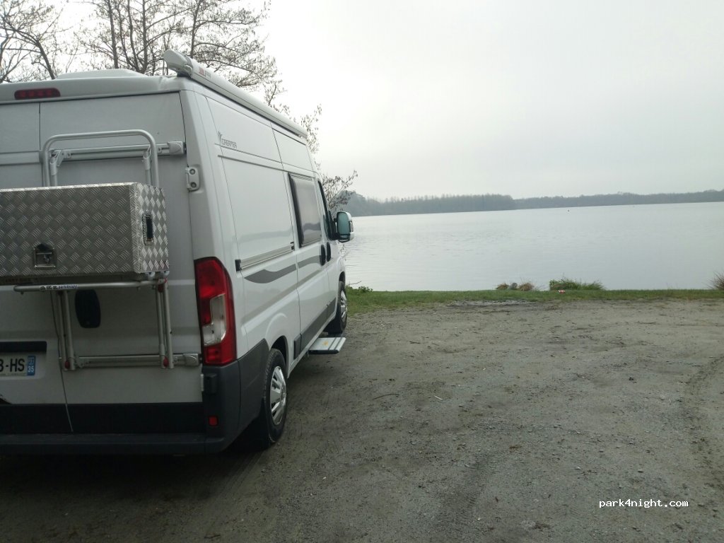 (44240) Sucé-sur-Erdre - Unnamed Road — foto 2