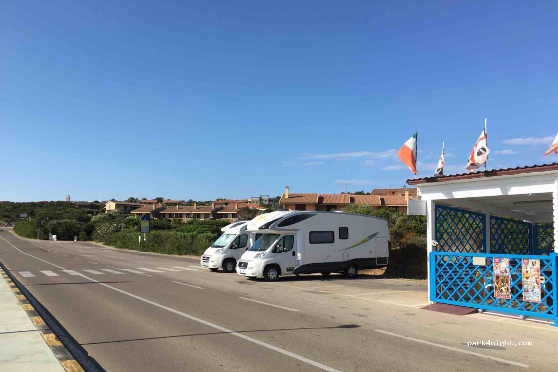 (07040) Stintino - Viale la Pelosa — foto