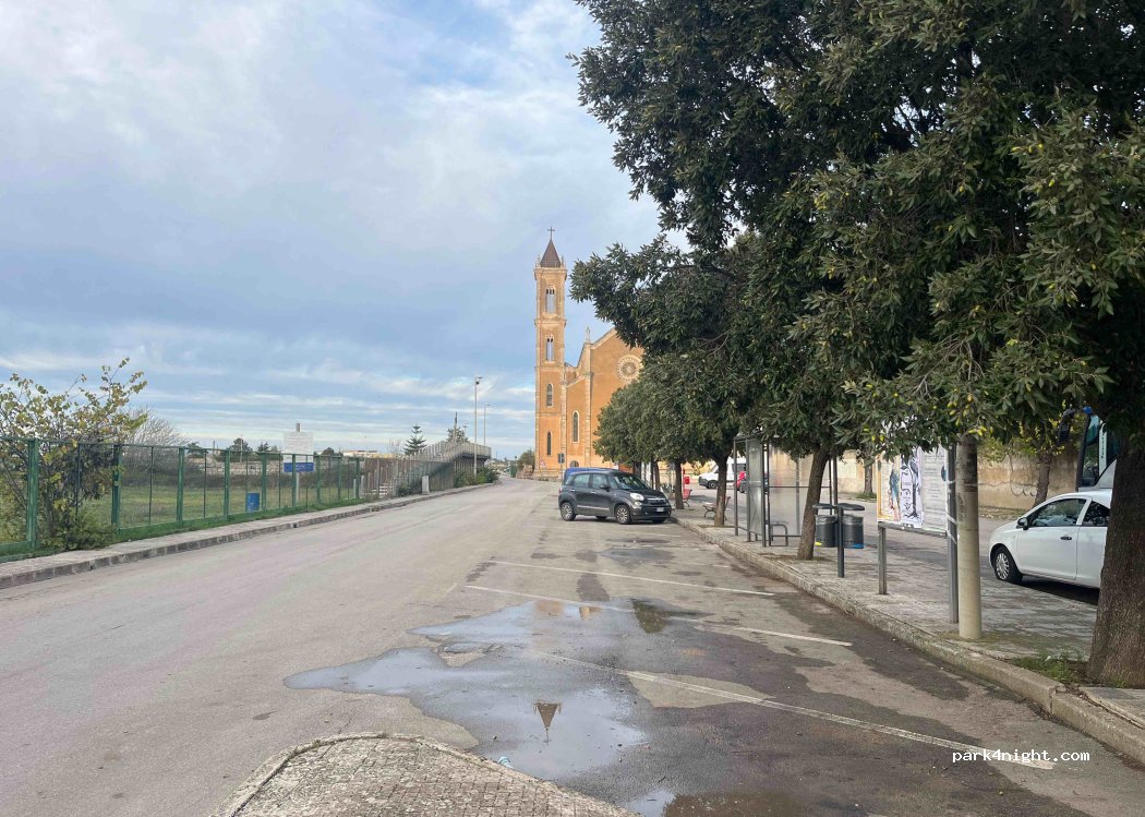 (74024) Manduria - Via Sant' Antonio — foto