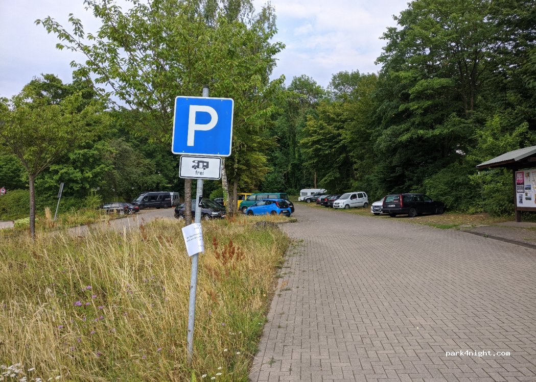 (32676) Lügde - 997 Höxterstraße — foto