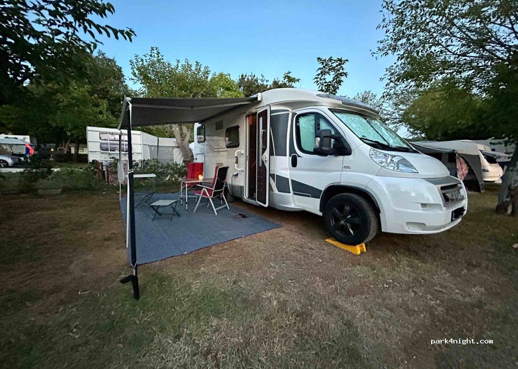 Camping Zelena Laguna — foto