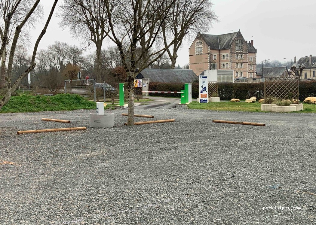 (37250) Veigné - 3 Rue Principale — foto